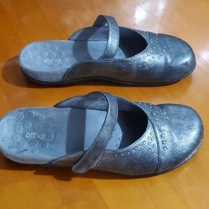 Orthaheel Airlie Studded Black Leather Slip On Flats Mules Size 11